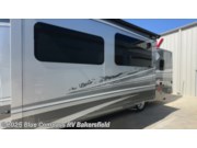 Used 2021 Dynamax Corp Isata 5 36DS available in Bakersfield, California