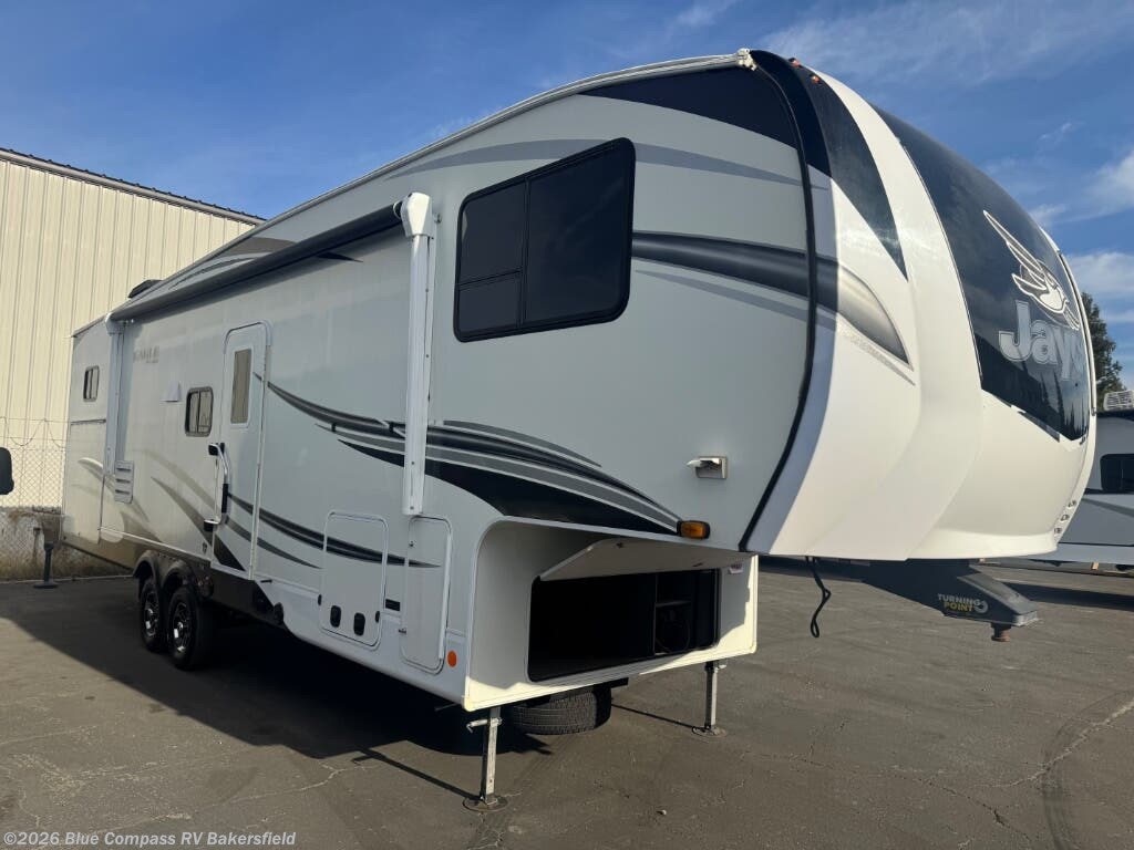 Contact us now about this 2021 Jayco Eagle HT 29.5BHOK! 2021 Eagle HT 29.5BHOK by Jayco from Blue Compass RV Bakersfield in Bakersfield, California