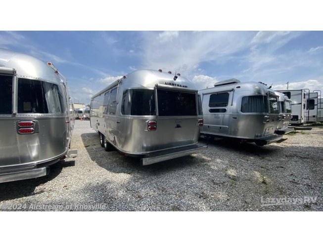 2024 Globetrotter 27FB by Airstream from Airstream of Knoxville in Knoxville, Tennessee