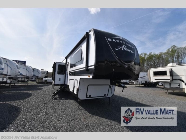 New 2024 East to West Ahara 390DS available in Franklinville, North Carolina