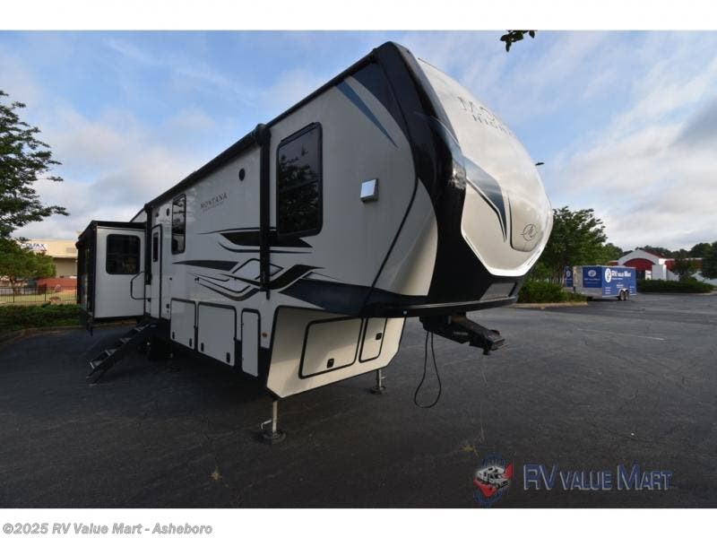 Email now about this 2023 Keystone Montana High Country 385BR! Used 2023 Keystone Montana High Country 385BR available in Franklinville, North Carolina