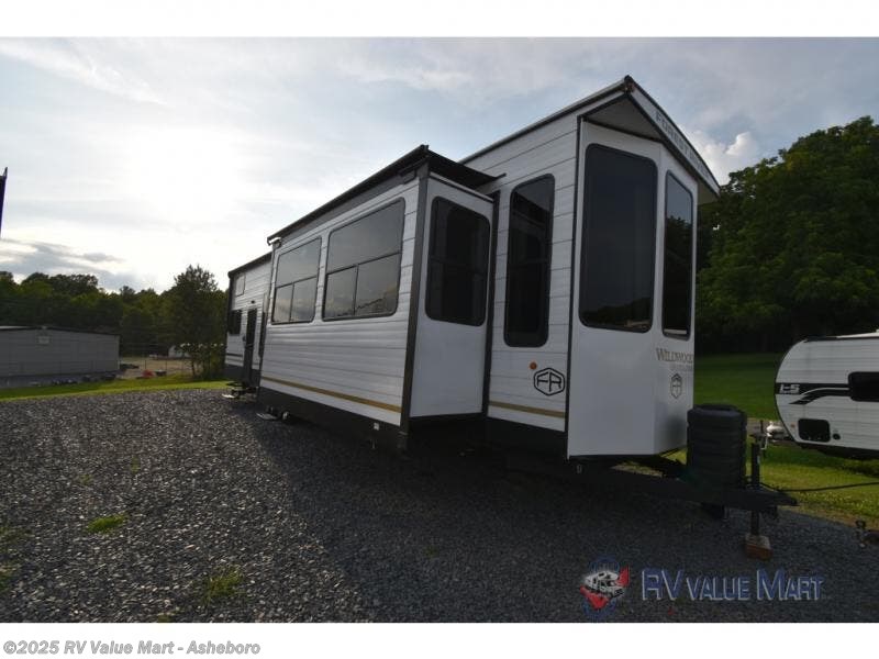 Email now about this 2025 Forest River Wildwood Grand Lodge 42FLDL! New 2025 Forest River Wildwood Grand Lodge 42FLDL available in Franklinville, North Carolina