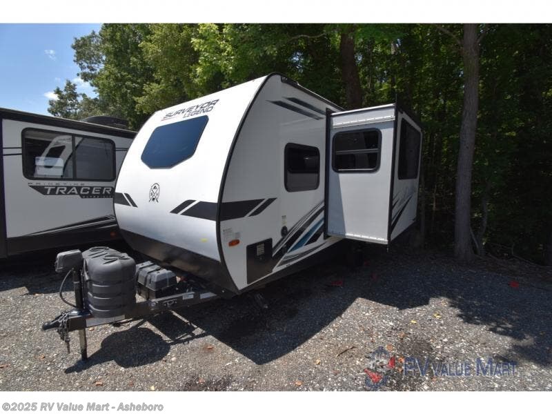 Contact us now about this 2022 Forest River Surveyor Legend 19MBLE! 2022 Surveyor Legend 19MBLE by Forest River from RV Value Mart - Asheboro in Franklinville, North Carolina