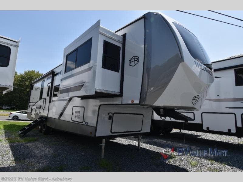 Email now about this 2026 Forest River Wildwood Heritage Glen Elite Series 36FL! New 2026 Forest River Wildwood Heritage Glen Elite Series 36FL available in Franklinville, North Carolina