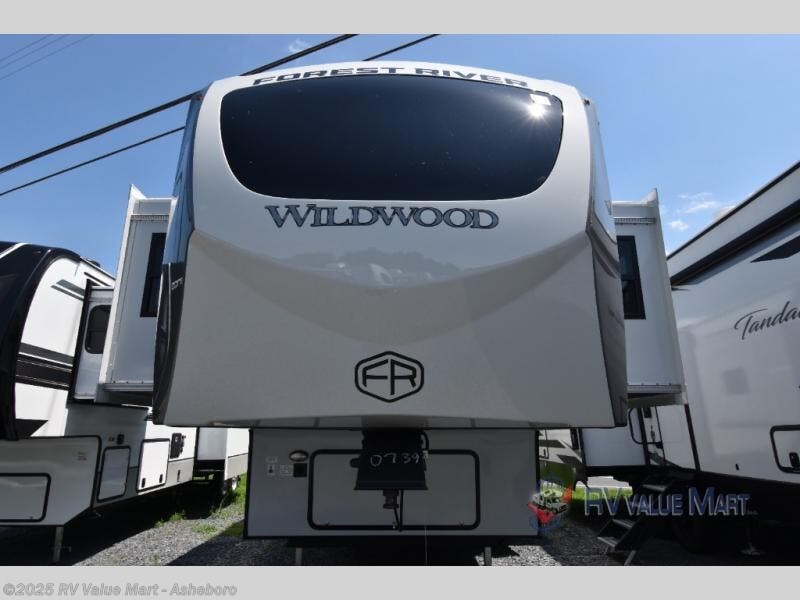 New 2026 Forest River Wildwood Heritage Glen Elite Series 36FL available in Franklinville, North Carolina
