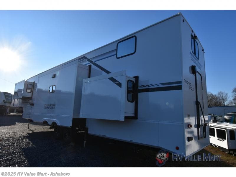 New 2026 Forest River Cherokee Arctic Wolf 38DST available in Franklinville, North Carolina