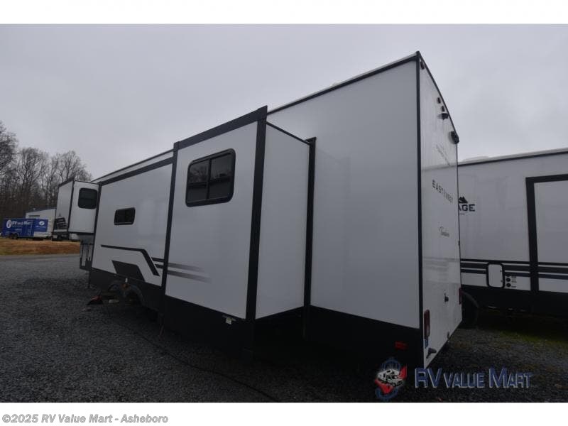 New 2026 East to West Tandara 389DS available in Franklinville, North Carolina