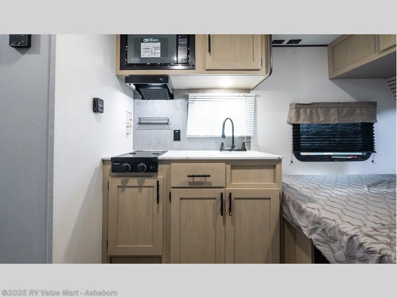 New 2026 Shasta Compact 16RE available in Franklinville, North Carolina