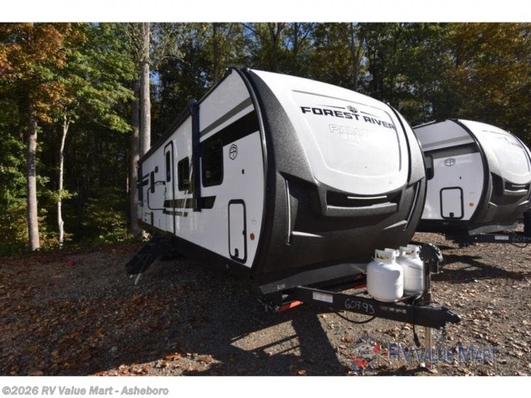 Email now about this 2026 Forest River Solaire 3200TSBH! New 2026 Forest River Solaire 3200TSBH available in Franklinville, North Carolina