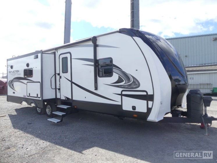 Email now about this 2023 Grand Design Reflection 297RSTS-2S! Used 2023 Grand Design Reflection 297RSTS-2S available in West Chester, Pennsylvania