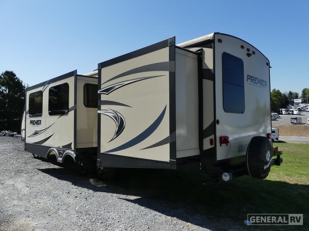 Used 2019 Keystone Bullet 34BIPR-3S available in West Chester, Pennsylvania