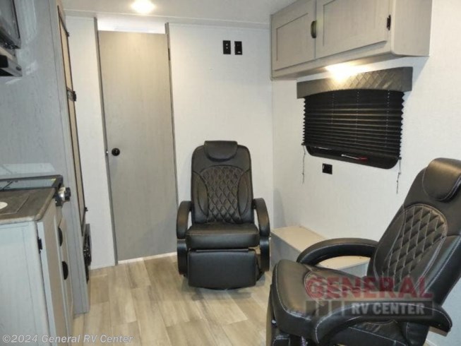 2024 Clipper 18FQ by Coachmen from General RV Center in Fort Pierce, Florida