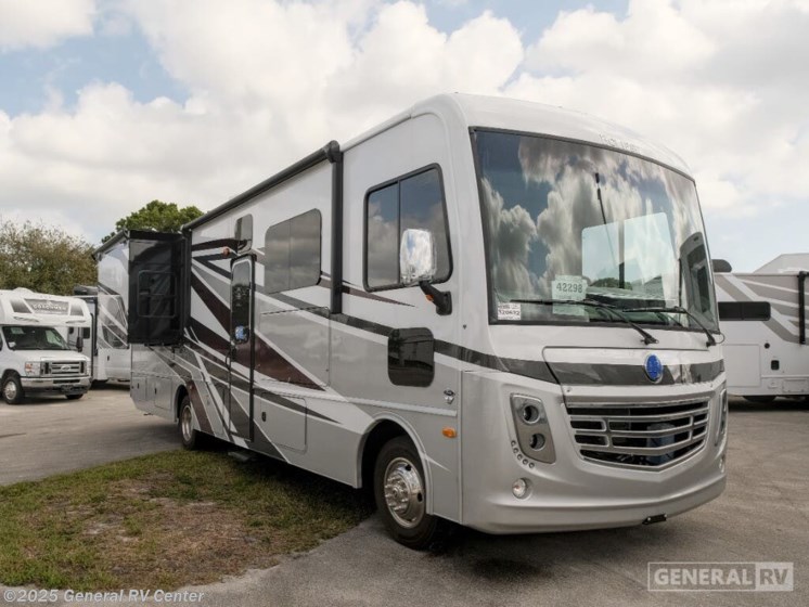 Email now about this 2025 Holiday Rambler Eclipse 32S! New 2025 Holiday Rambler Eclipse 32S available in Fort Pierce, Florida
