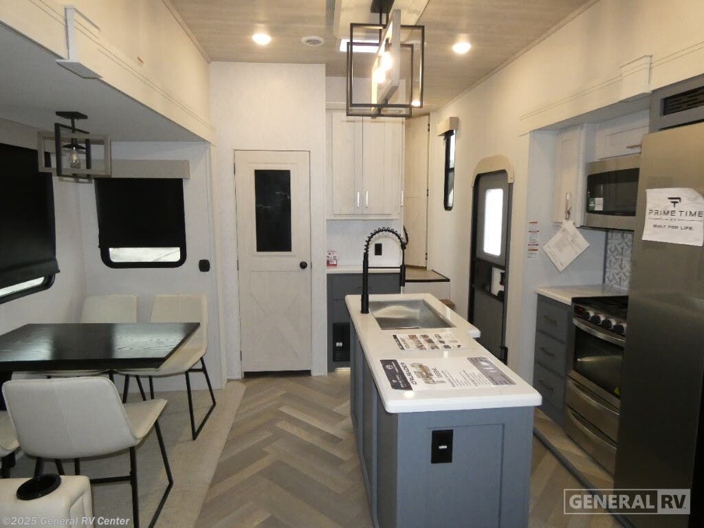 New 2025 Prime Time Crusader 395BHL available in Fort Pierce, Florida