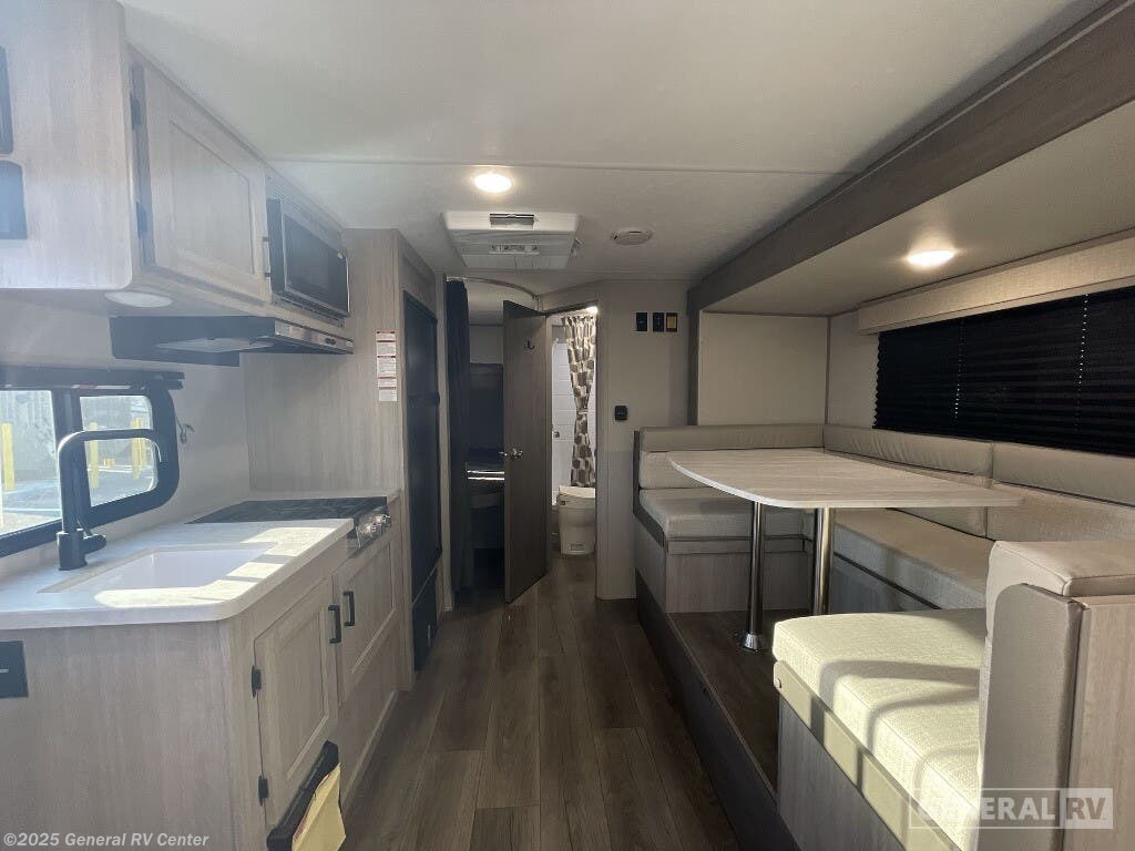 Contact us now about this 2024 Coachmen Catalina 192BHS! 2024 Catalina 192BHS by Coachmen from General RV Center in Fort Pierce, Florida