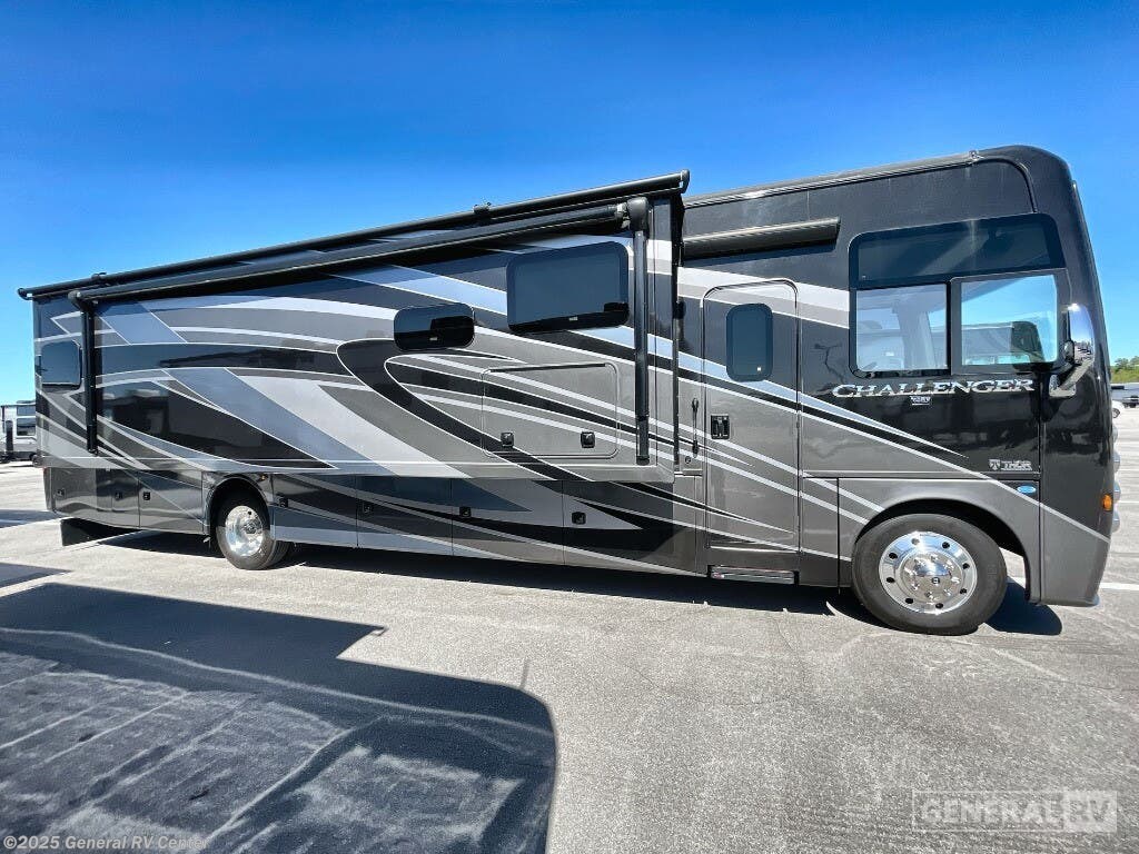 Email now about this 2023 Thor Motor Coach Challenger 37FH! Used 2023 Thor Motor Coach Challenger 37FH available in Fort Pierce, Florida