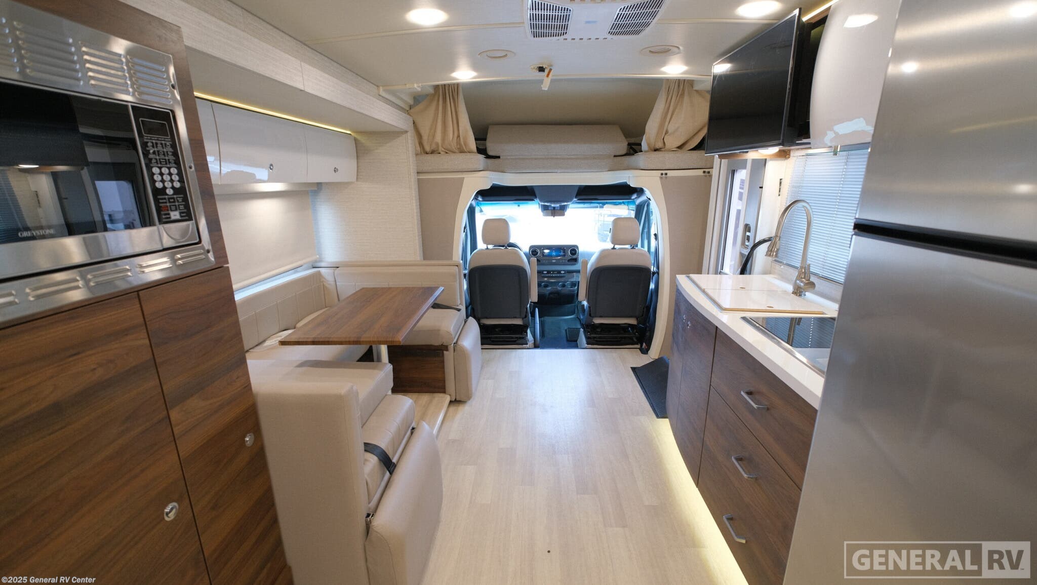 Used 2020 Winnebago View 24J available in Fort Pierce, Florida