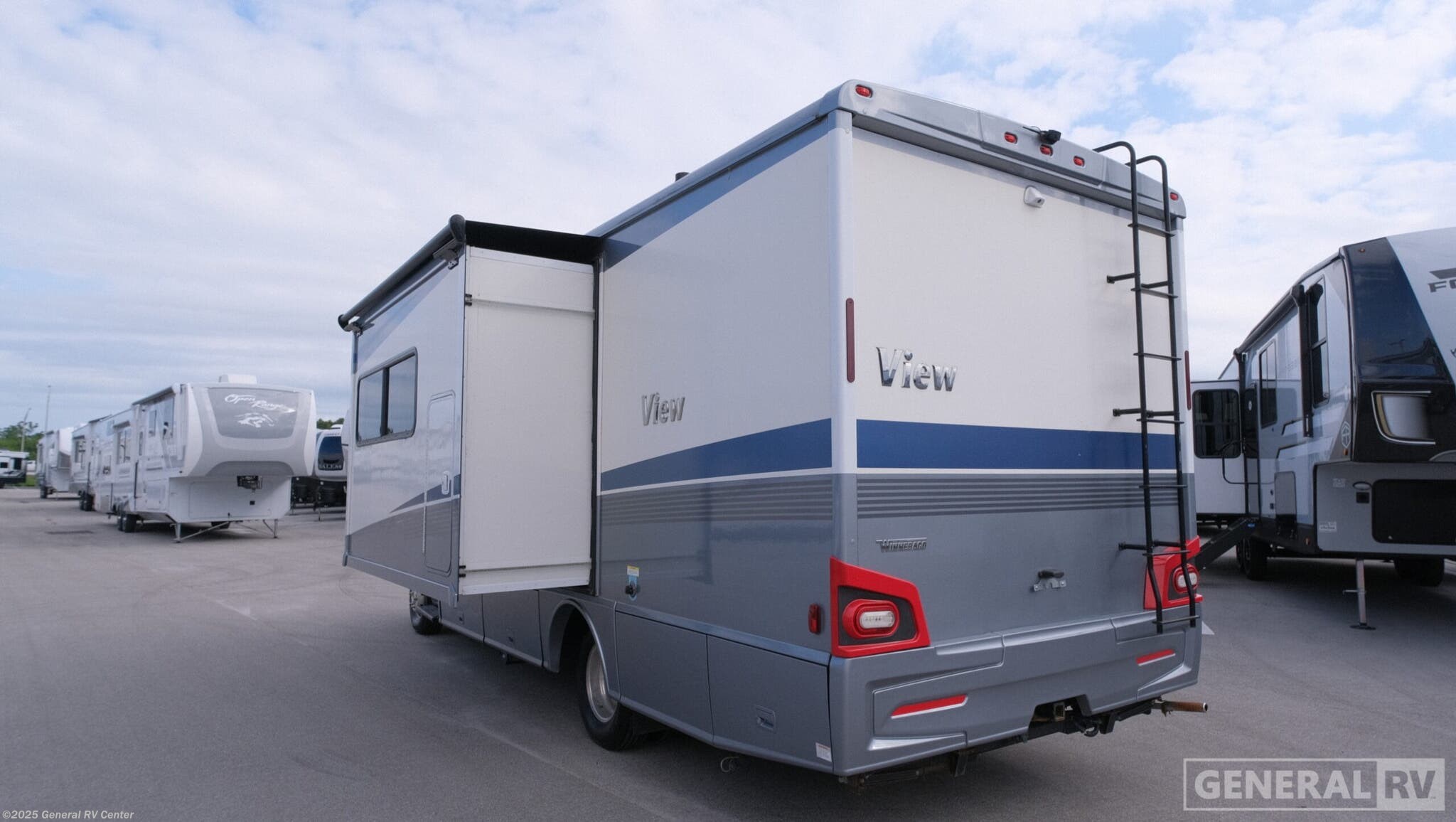 Contact us now about this 2020 Winnebago View 24J! 2020 View 24J by Winnebago from General RV Center in Fort Pierce, Florida