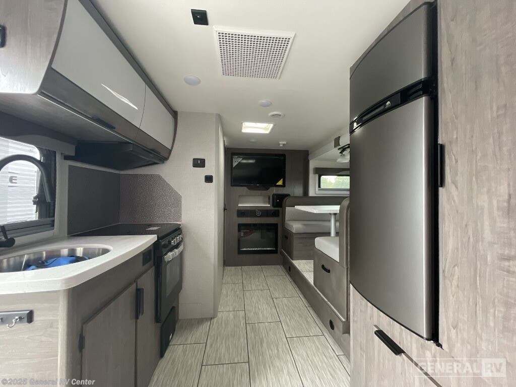 Contact us now about this 2024 Lance 1875! 2024 1875 by Lance from General RV Center in Fort Pierce, Florida
