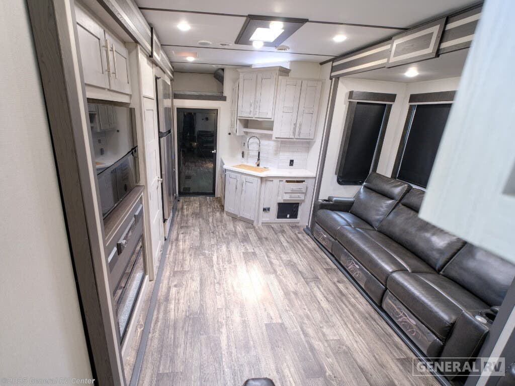Contact us now about this 2023 Keystone Fuzion 428! 2023 Fuzion 428 by Keystone from General RV Center in Fort Pierce, Florida