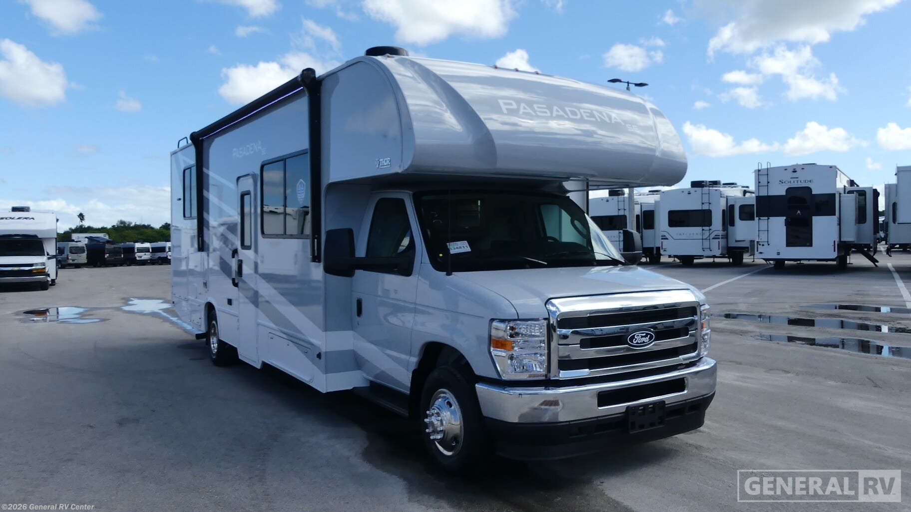 Email now about this 2026 Thor Motor Coach Pasadena SE SE28! New 2026 Thor Motor Coach Pasadena SE SE28 available in Fort Pierce, Florida
