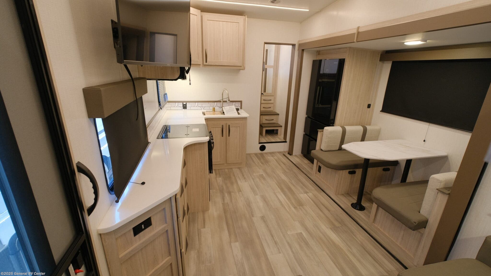 Call now about this 2024 Cruiser RV Essence E-28DB! 2024 Cruiser RV Essence E-28DB - New Fifth Wheel For Sale by General RV Center in Fort Pierce, Florida