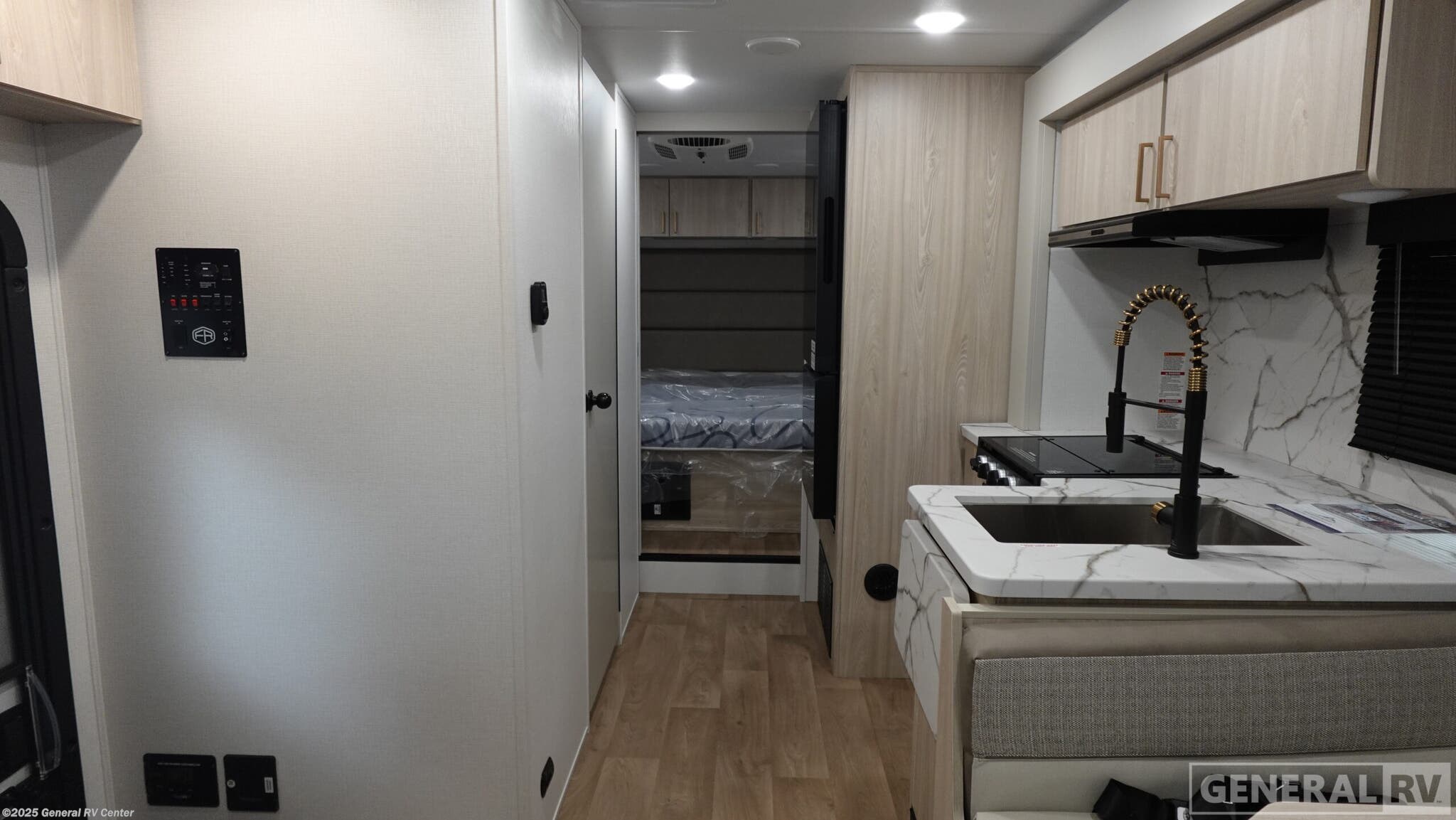 Call now about this 2026 East to West Entrada 2800S! 2026 East to West Entrada 2800S - New Class C For Sale by General RV Center in Fort Pierce, Florida