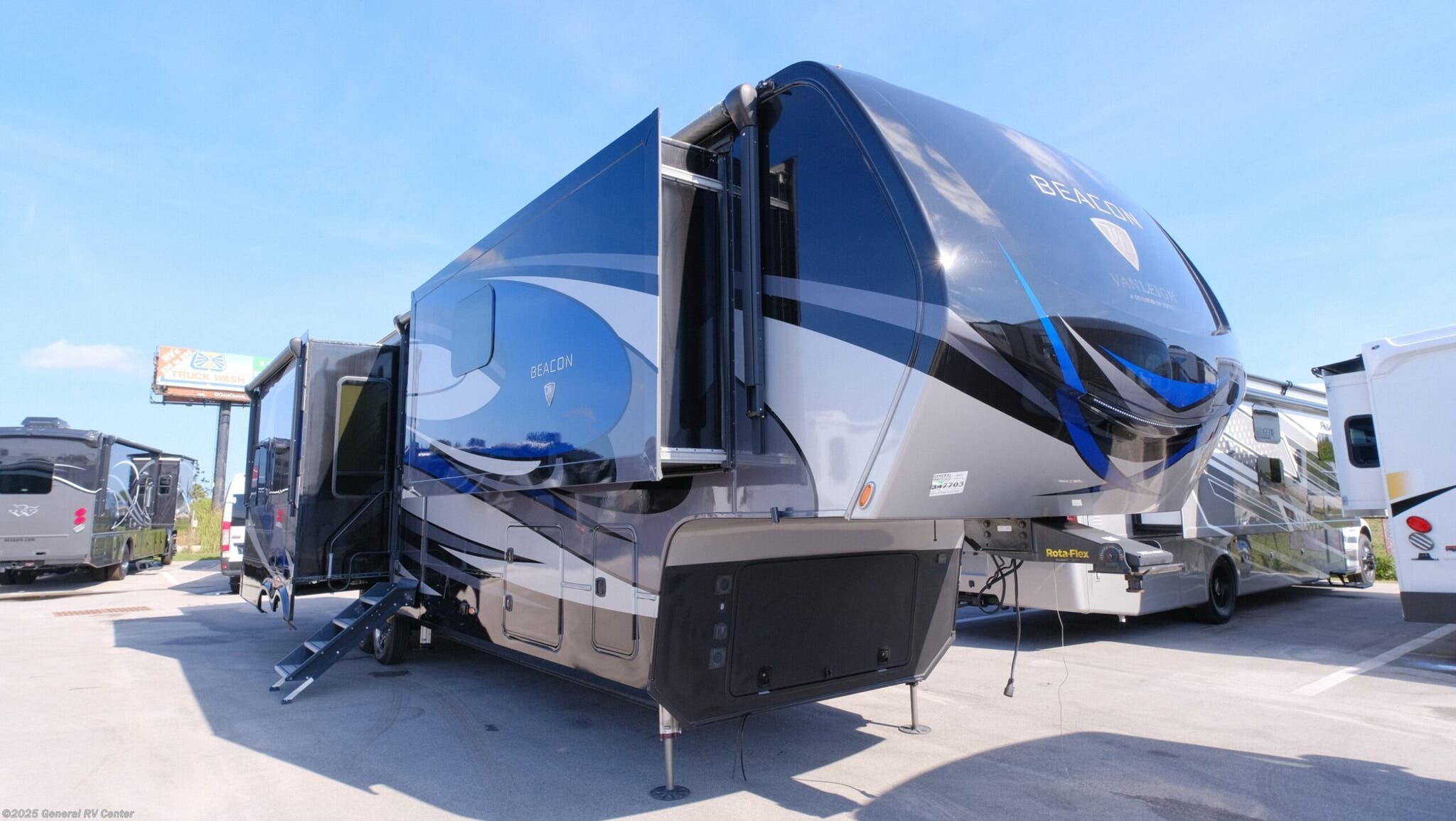 Email now about this 2020 Vanleigh Beacon 39FBB! Used 2020 Vanleigh Beacon 39FBB available in Fort Pierce, Florida