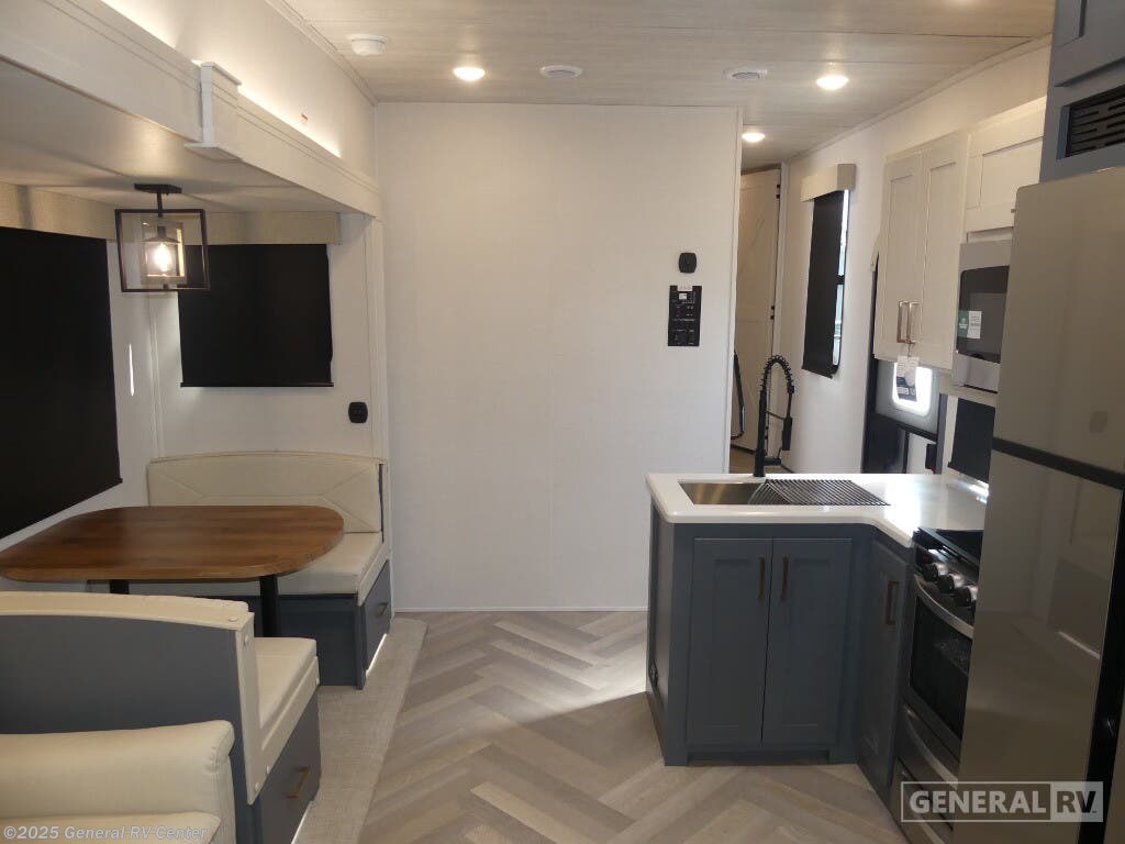 New 2025 Prime Time Crusader 295BHS available in Fort Myers, Florida