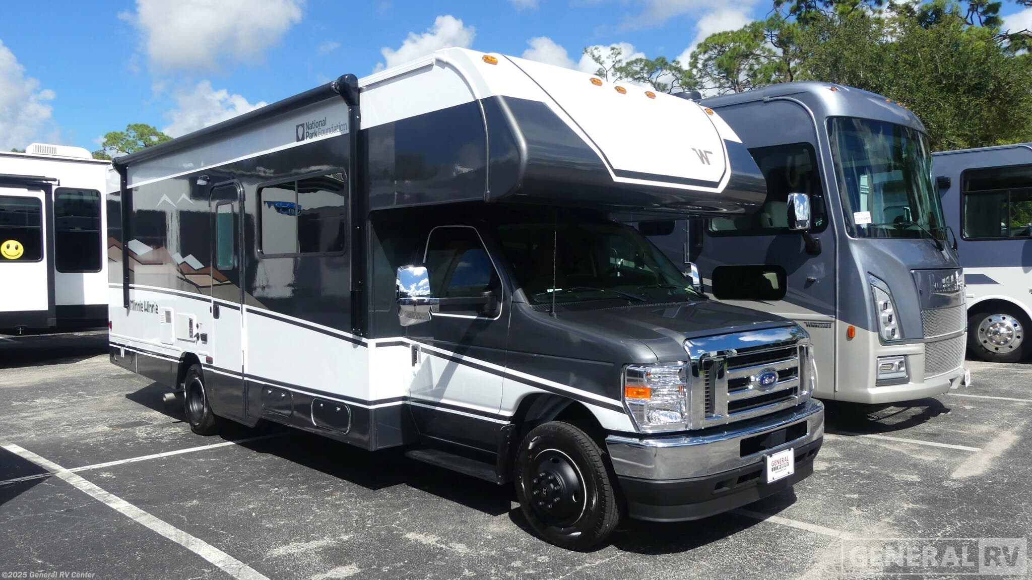 Contact us now about this 2026 Winnebago Minnie Winnie 26NP! 2026 Minnie Winnie 26NP by Winnebago from General RV Center in Fort Myers, Florida