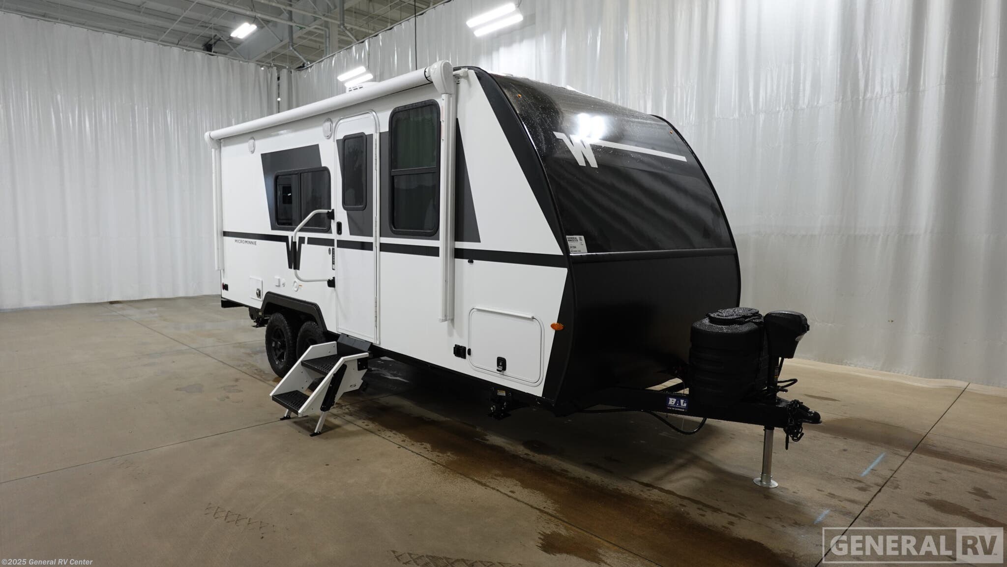 Email now about this 2026 Winnebago Micro Minnie 2108DS! New 2026 Winnebago Micro Minnie 2108DS available in Fort Myers, Florida