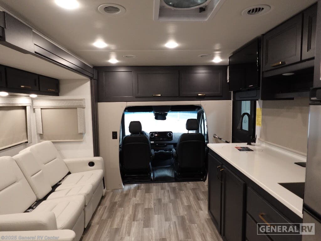 New 2025 Fleetwood Insight 25M-L available in Fort Myers, Florida