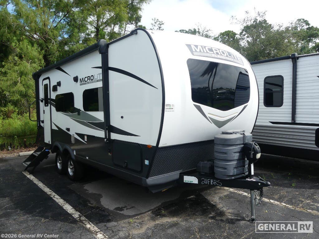 Email now about this 2024 Forest River Flagstaff MICROLITE 21FBRS! Used 2024 Forest River Flagstaff MICROLITE 21FBRS available in Fort Myers, Florida