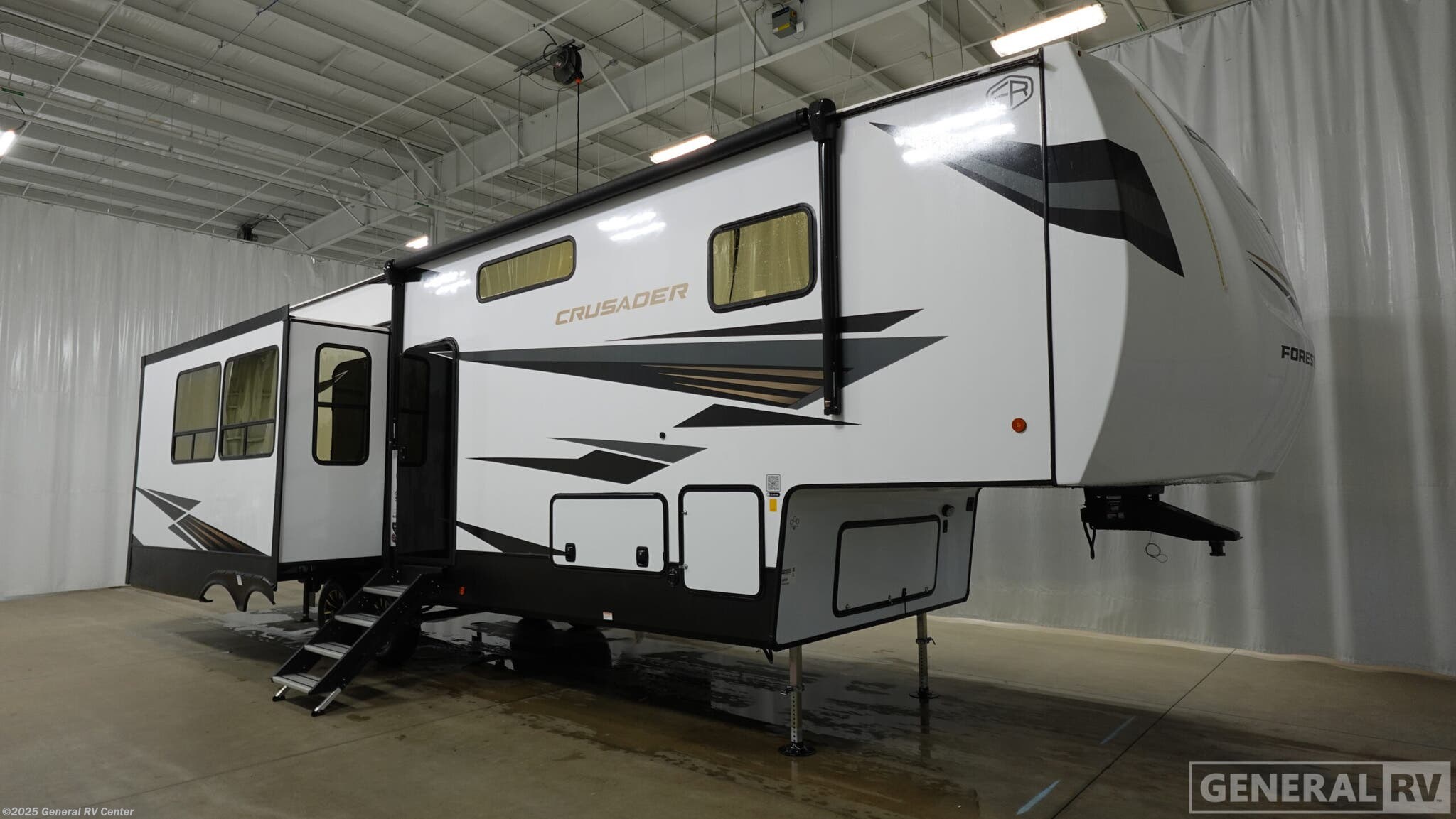 Email now about this 2026 Prime Time Crusader KING33! New 2026 Prime Time Crusader KING33 available in Fort Myers, Florida