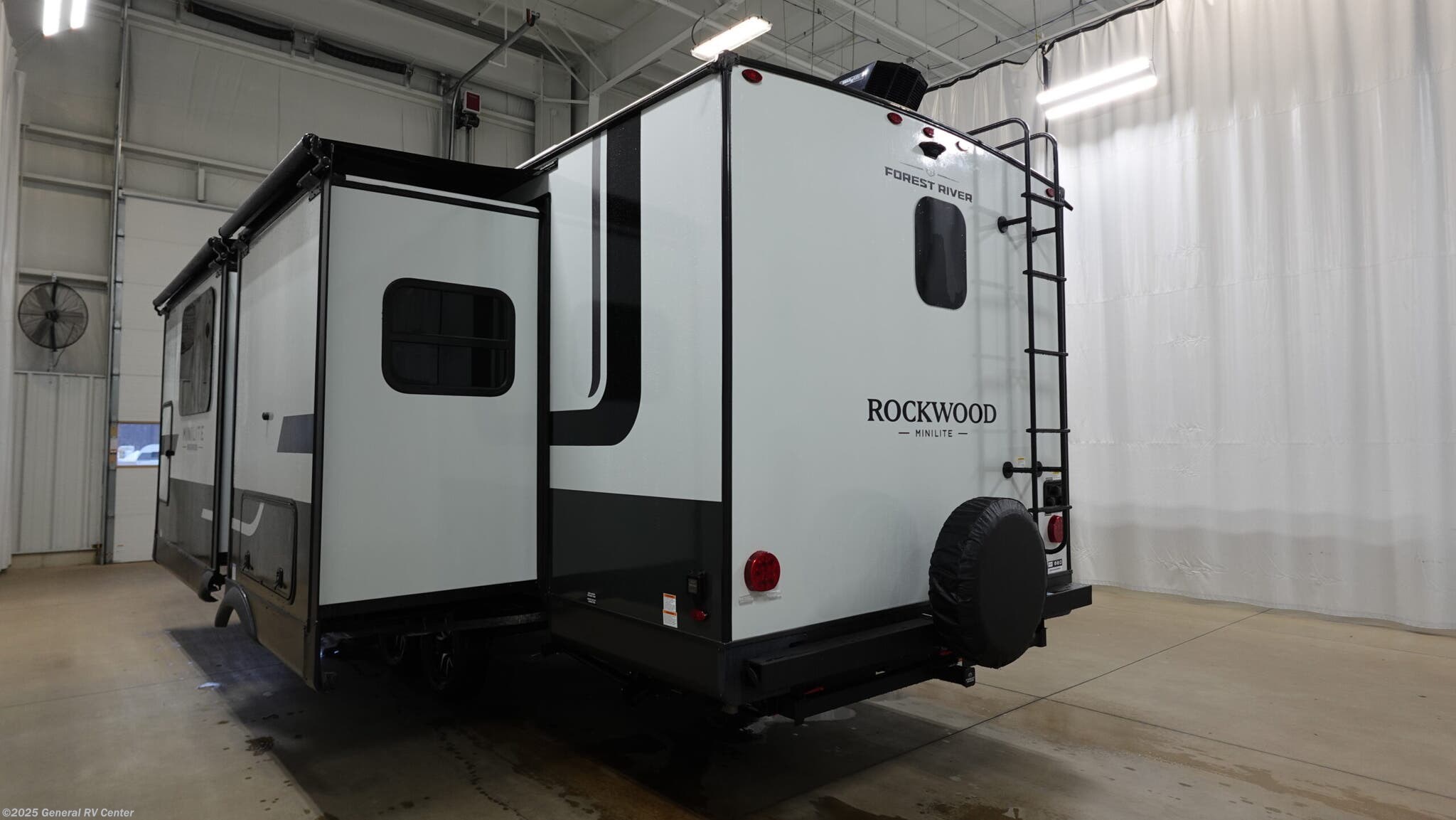 Contact us now about this 2026 Forest River Rockwood 2523MBR! 2026 Rockwood 2523MBR by Forest River from General RV Center in Fort Myers, Florida