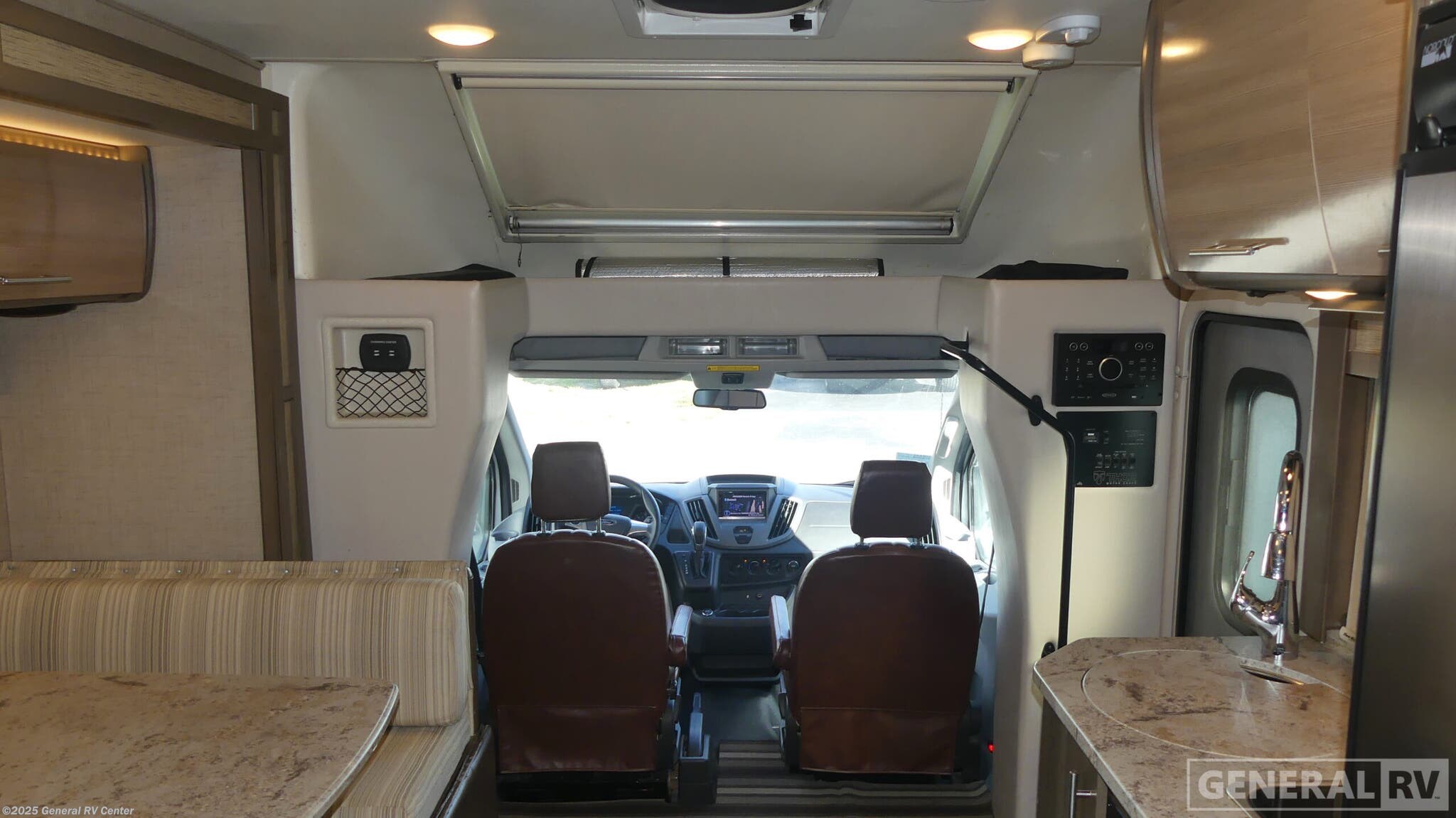 Used 2017 Thor Motor Coach Gemini 23TK available in Fort Myers, Florida