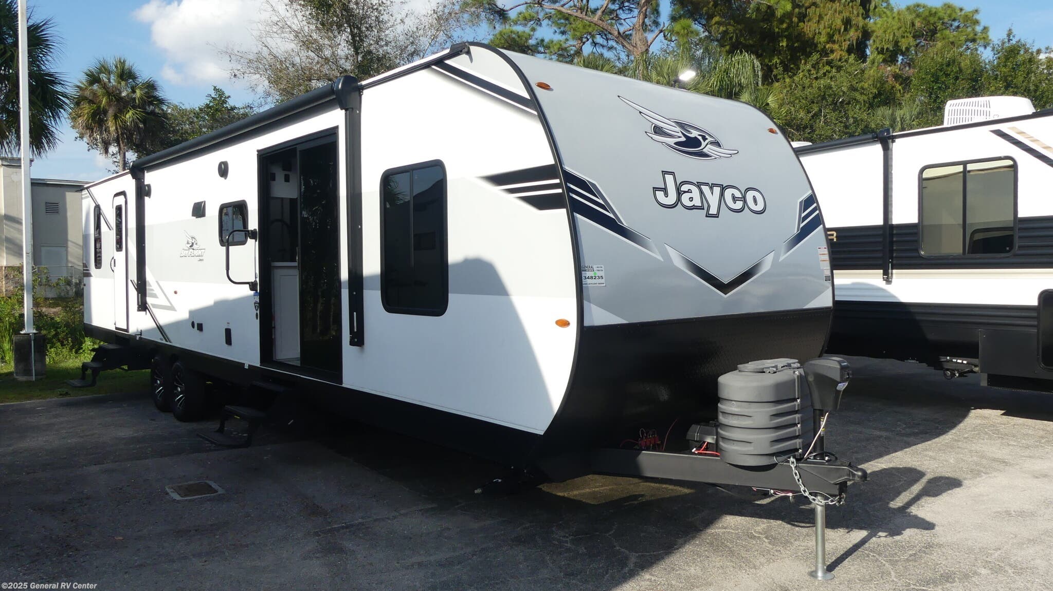 Email now about this 2025 Jayco Jay Flight 380DQS! Used 2025 Jayco Jay Flight 380DQS available in Fort Myers, Florida
