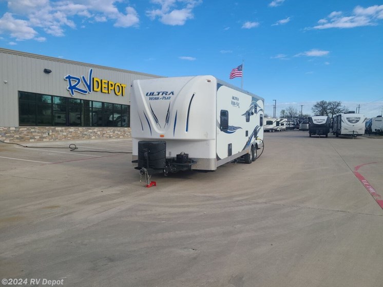 Used 2014 Forest River Work and Play 25UDT available in Cleburne, Texas