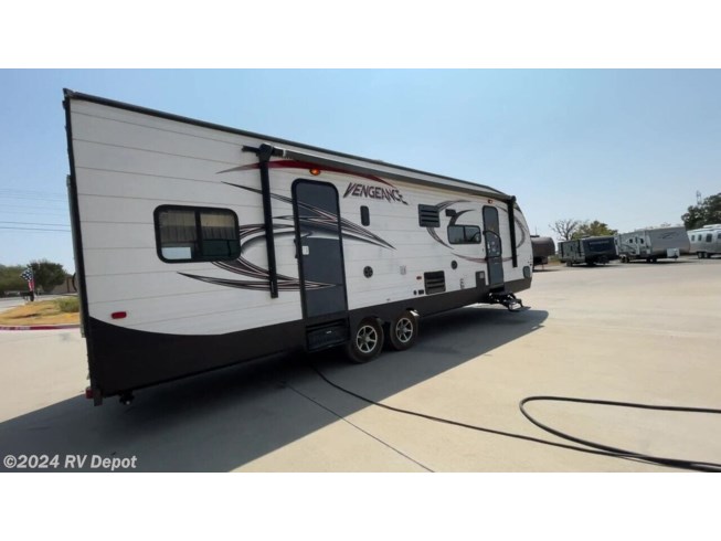 2015 Forest River Vengeance 29V - Used Toy Hauler For Sale by RV Depot in Cleburne , Texas