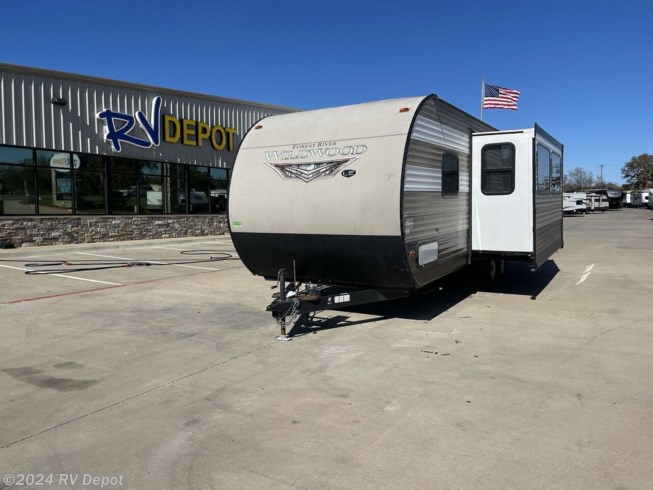 Used 2020 Forest River Wildwood 26DBLE available in Cleburne , Texas