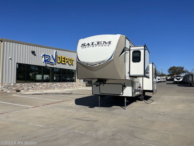 Used 2022 Forest River Salem Hemisphere 286 available in Cleburne , Texas