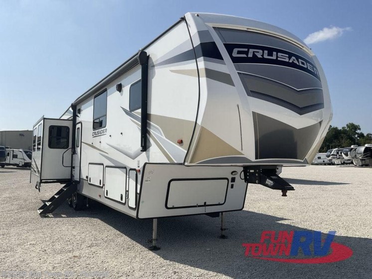 Email now about this 2023 Prime Time Crusader 382MBH! Used 2023 Prime Time Crusader 382MBH available in Fairfield, Texas