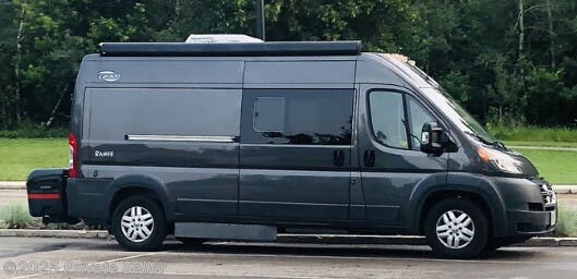 Used 2018 Carado Banff Rear shower available in Sumas, Washington