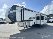 Call now about this 2022 Forest River Sierra 3440BH! 2022 Forest River Sierra 3440BH - Used Fifth Wheel For Sale by Optimum RV - Harlingen in La Feria, Texas features Slideout, Awning