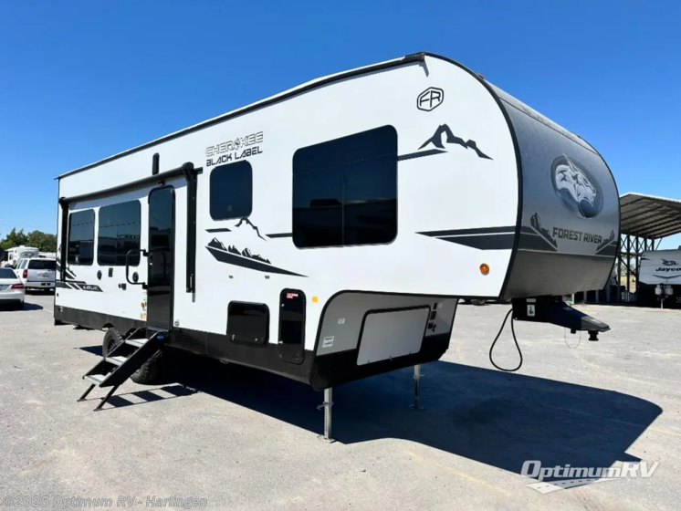 Email now about this 2025 Forest River Cherokee Black Label 256RRBL! New 2025 Forest River Cherokee Black Label 256RRBL available in La Feria, Texas
