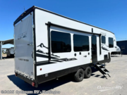 Call now about this 2025 Forest River Cherokee Black Label 256RRBL! 2025 Forest River Cherokee Black Label 256RRBL - New Fifth Wheel For Sale by Optimum RV - Harlingen in La Feria, Texas features Awning