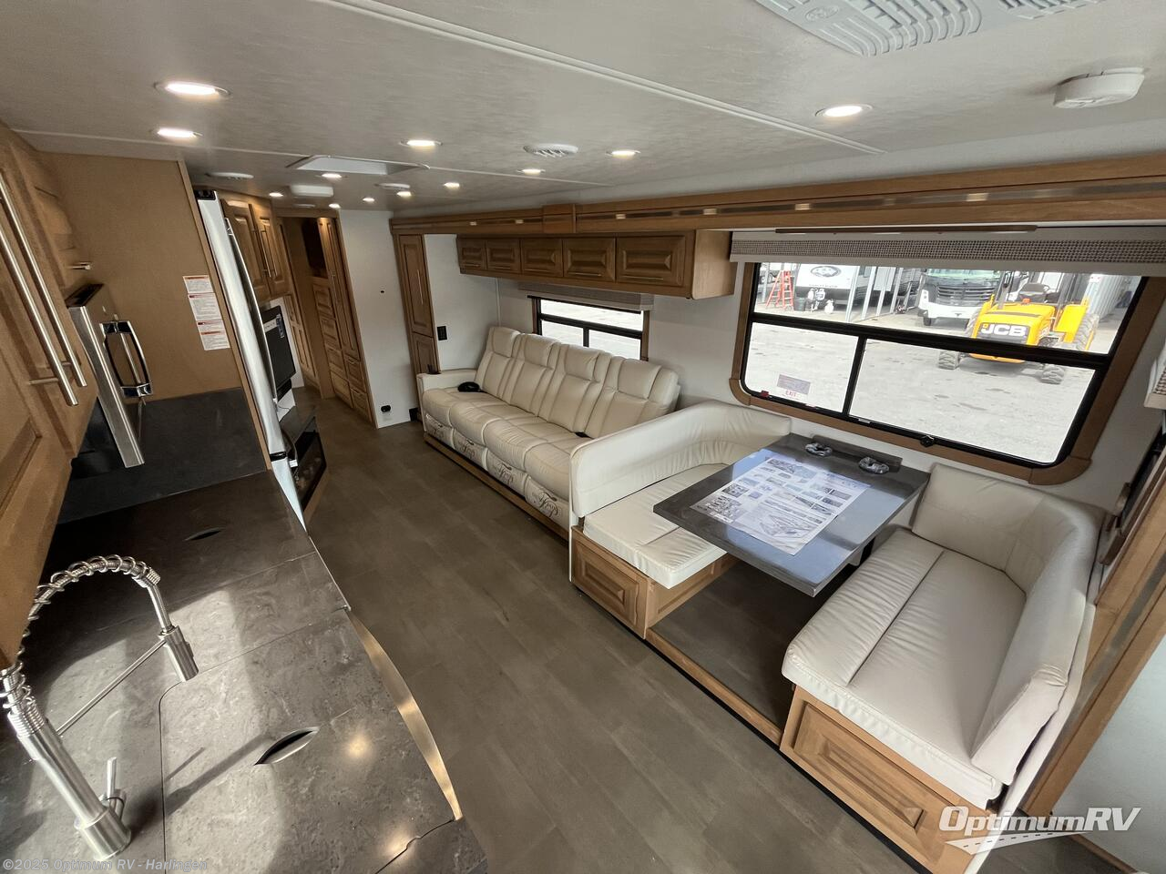 New 2024 Forest River Georgetown 7 Series 36D7 available in La Feria, Texas