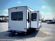 Call now about this 2022 Forest River Cherokee Arctic Wolf 327MB! 2022 Forest River Cherokee Arctic Wolf 327MB - Used Fifth Wheel For Sale by Optimum RV - Harlingen in La Feria, Texas features Slideout, Awning