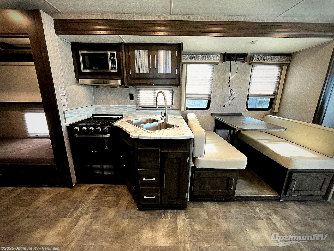 Used 2021 Coachmen Pursuit 31BH available in La Feria, Texas