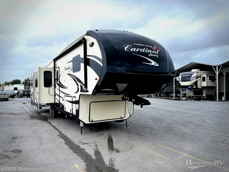 Email now about this 2020 Forest River Cardinal Luxury 3750BKX! Used 2020 Forest River Cardinal Luxury 3750BKX available in La Feria, Texas